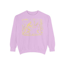 Teddy & Bigfoot Arm Wrestling Sweatshirt